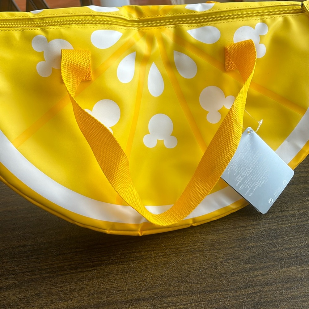 NWT Disney Lemon Cooler Mickey Design 20"